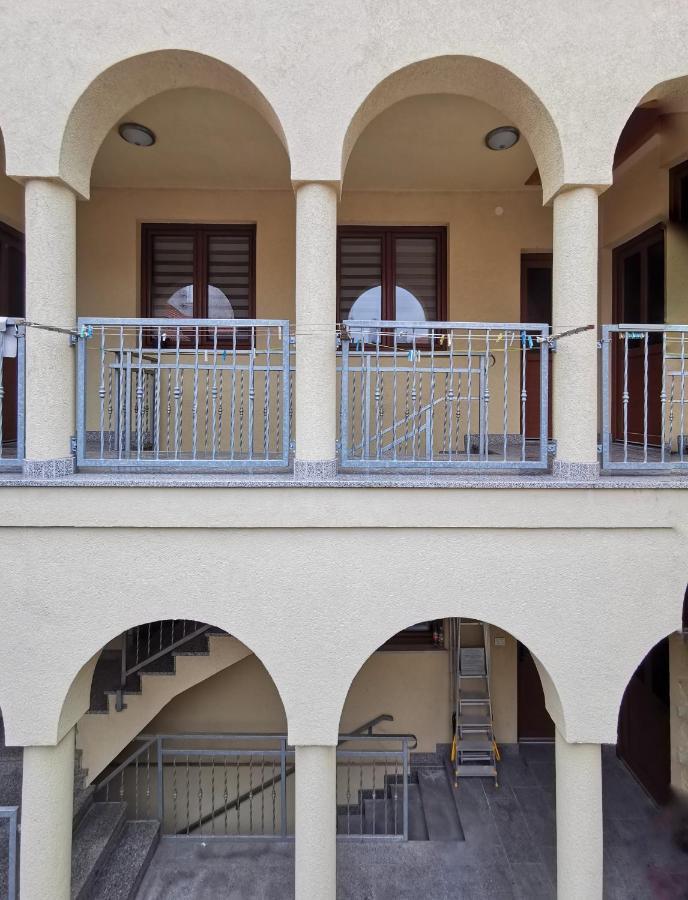 Studio Central Square Gospić المظهر الخارجي الصورة